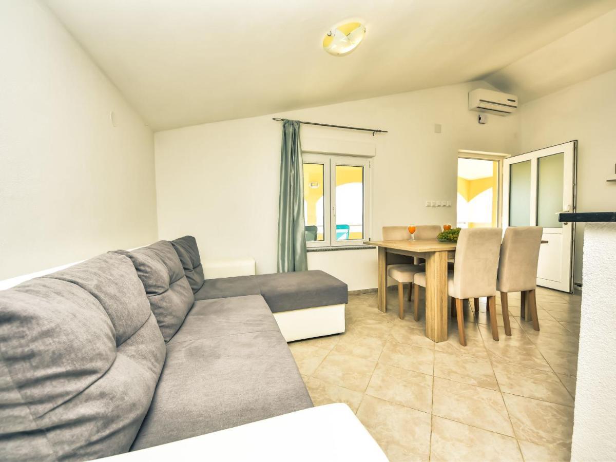 Holiday Home Marijana By Interhome ماسلينتسا المظهر الخارجي الصورة